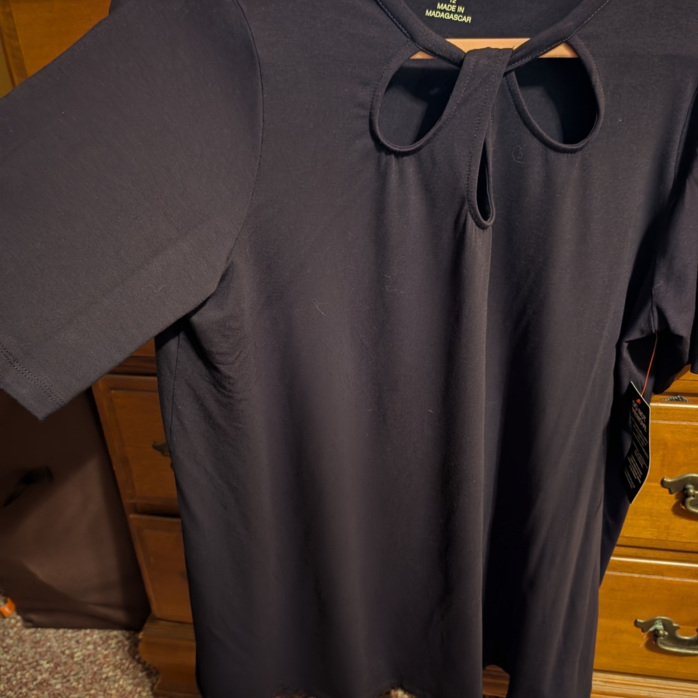 Jessica London Black Keyhole Women's Top